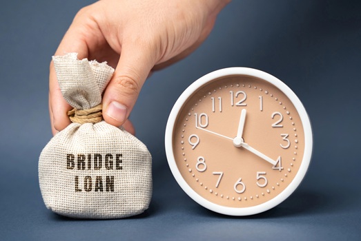 Commercial Real Estate: Bridge Loan vs Permanent Financing